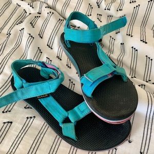 Tevas (original universal)